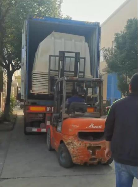 CE Certificate Calf Hutch for Dairy Cow Animal Husbandry with Good Quality