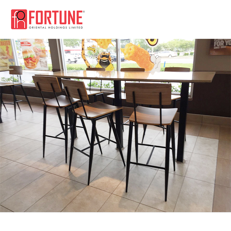 High Height Restaurant/Bar Wooden Bar Table and Stools for Sale