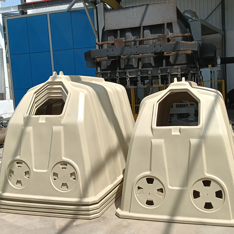 Individual Outdoor Calf Hutch with Rainproof Roof and Airflow Slots