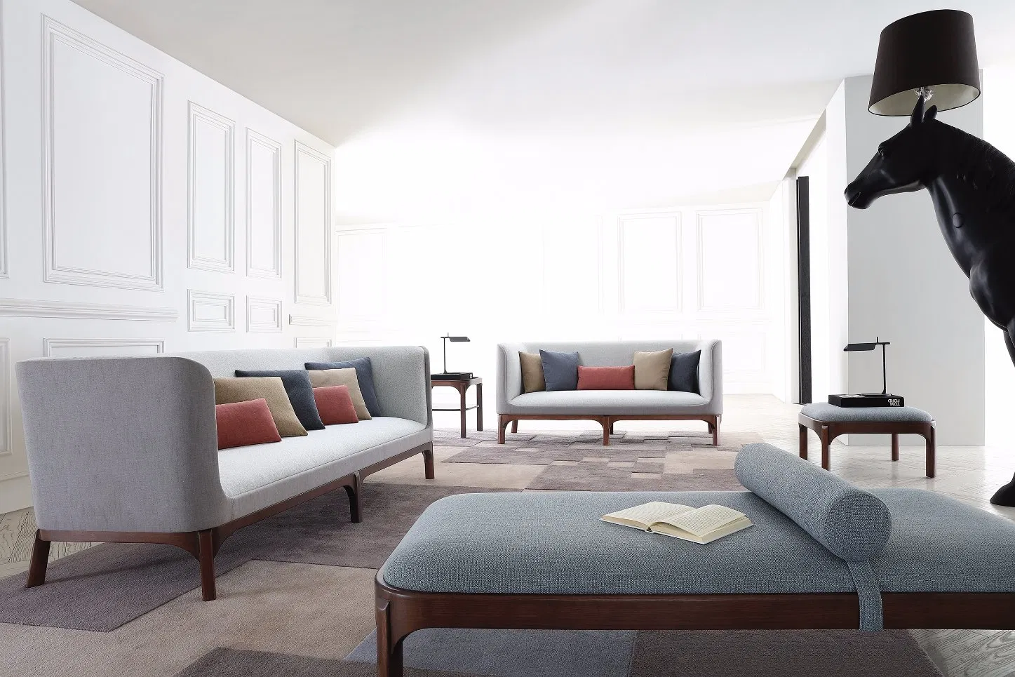 High Class Pouf Ottoman for Living Room