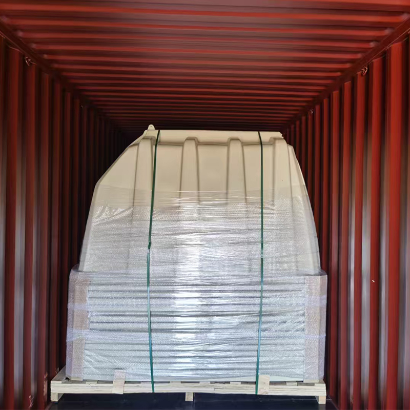 Heavy Duty Individual Calf Hutch with Ventilation and Feeding Fence