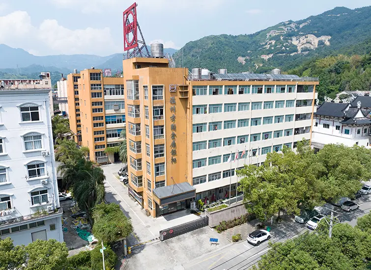 Fangyuan Metal Button Factory - 15,000 sqm Production Facility in Wenzhou China
