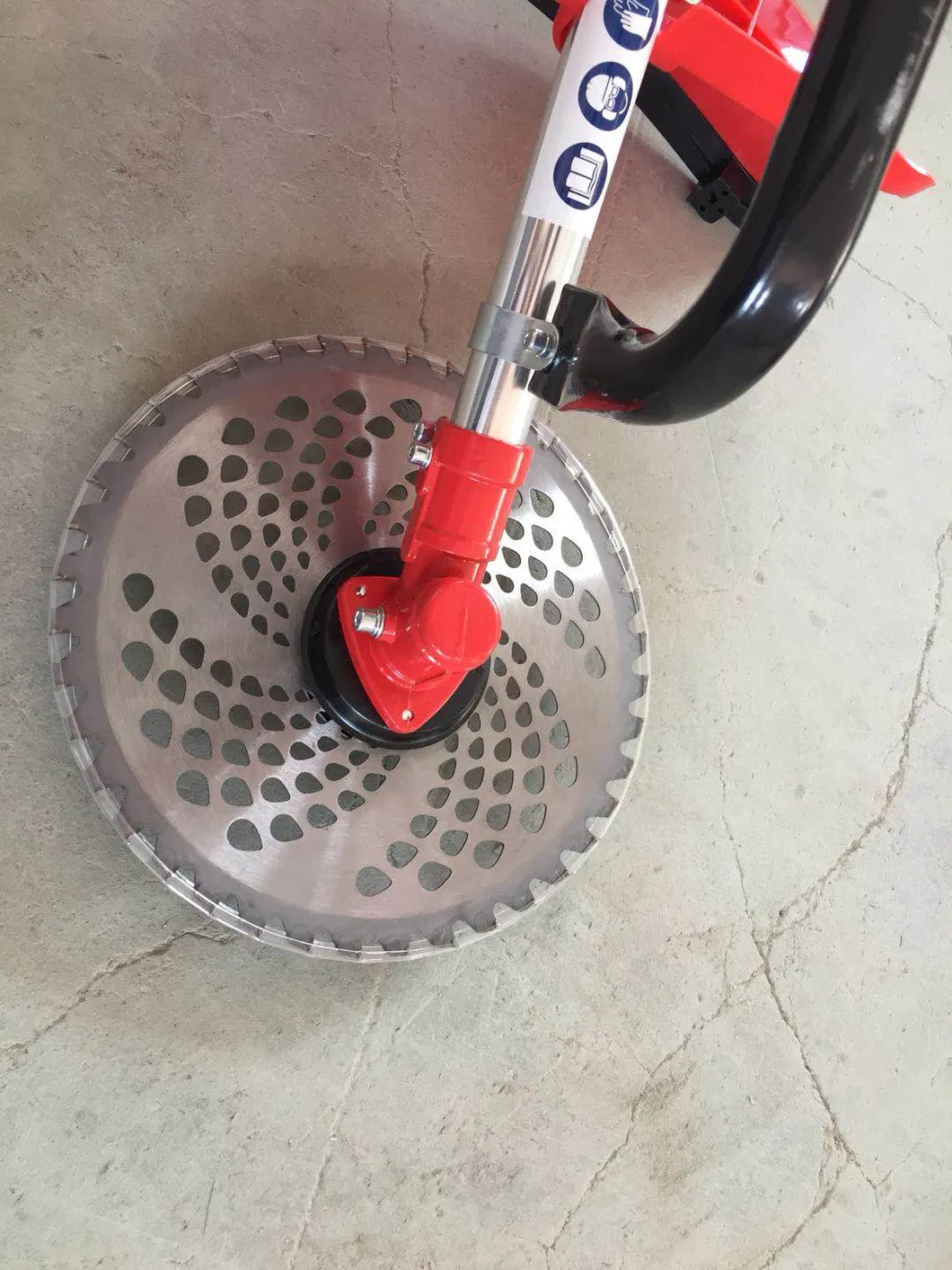 Especificaciones de montaje de desmalezadora a gasolina 1