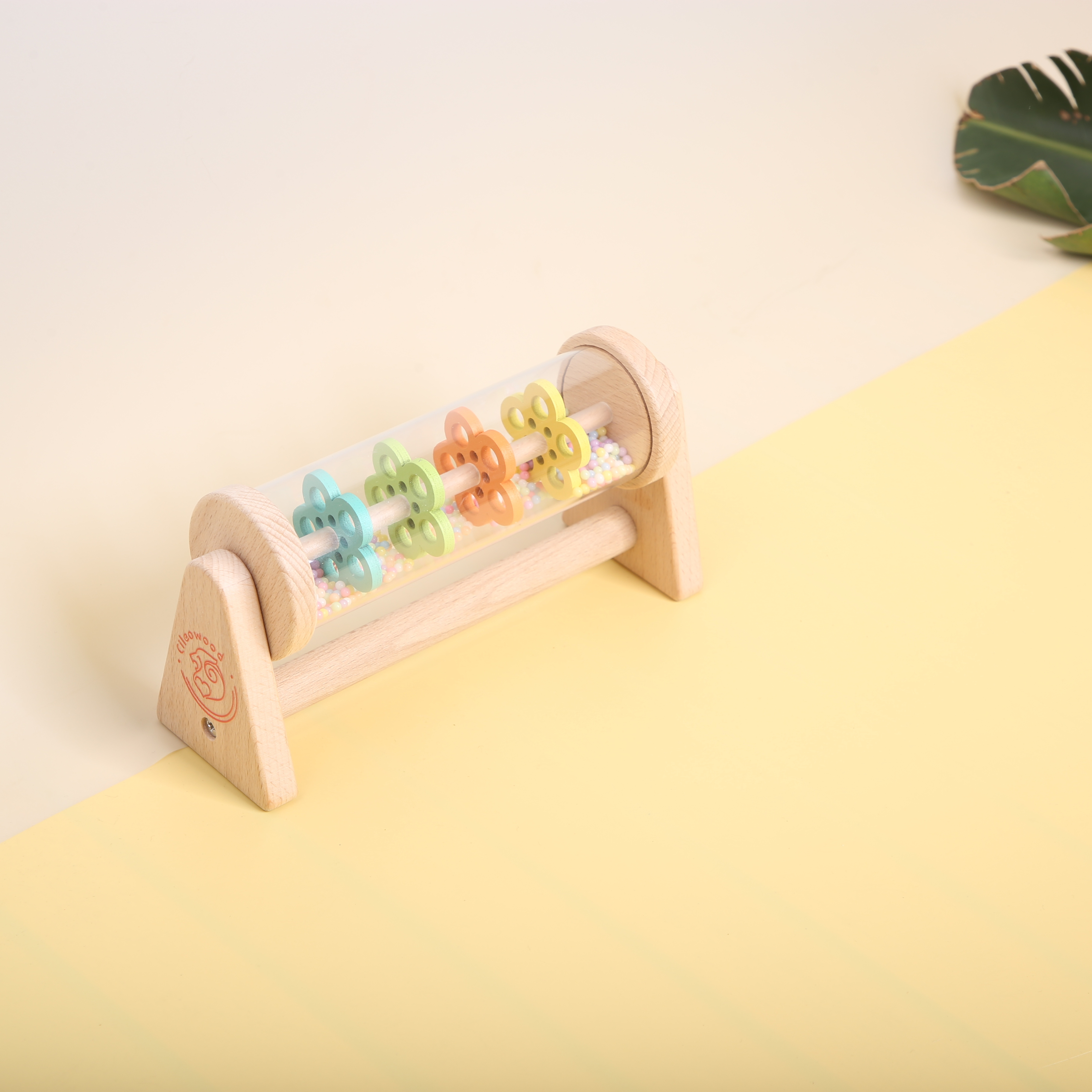 Early Education Montessori Wooden Toy Set Grasping Hand Rattle with Rain Sound Tube for Baby Infants Education