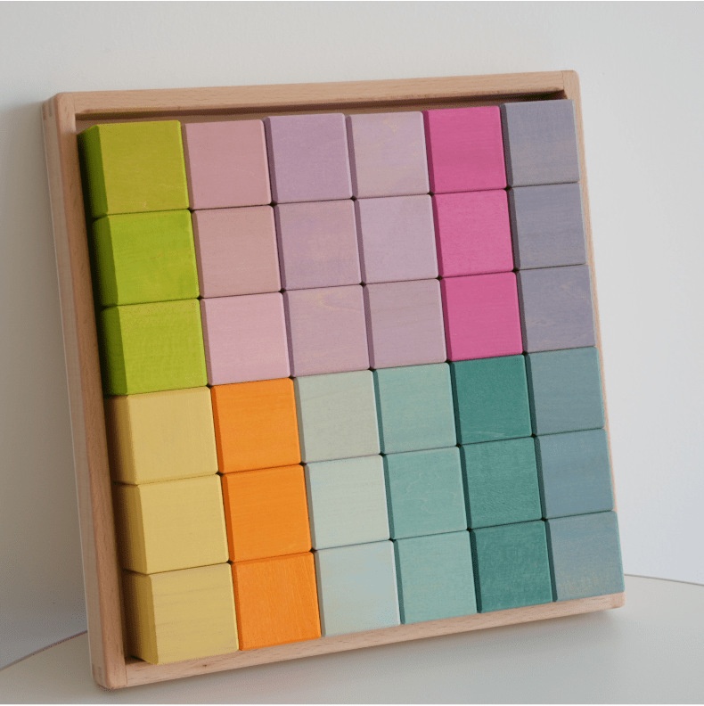 Eco-friendly packaging and blocks display