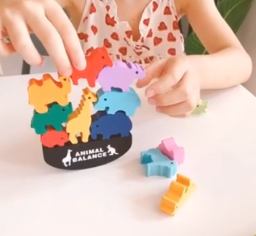 Hot Selling Creative Dancing Party Theme Stacking Toys Balance Wooden Blocks Puzzle Games for Children