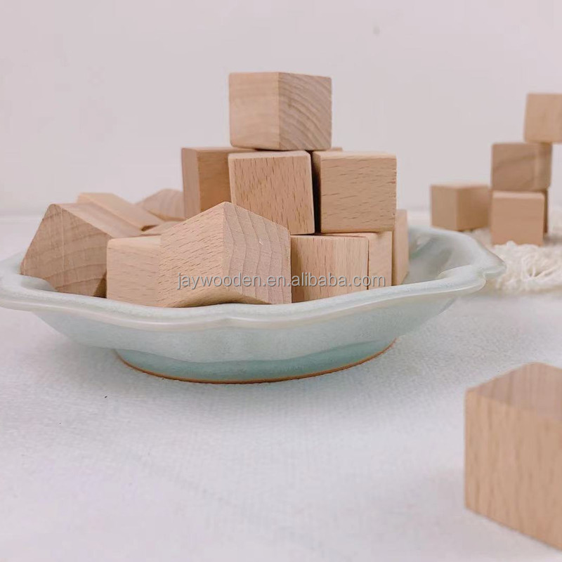 Wooden dice product view 2