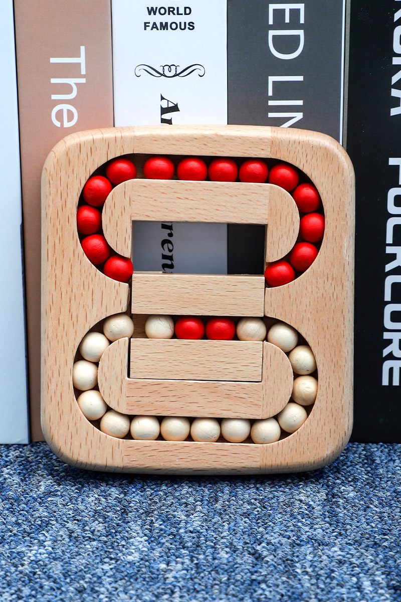 Montessori Fine Motor Skill Wooden Bead Maze Toy