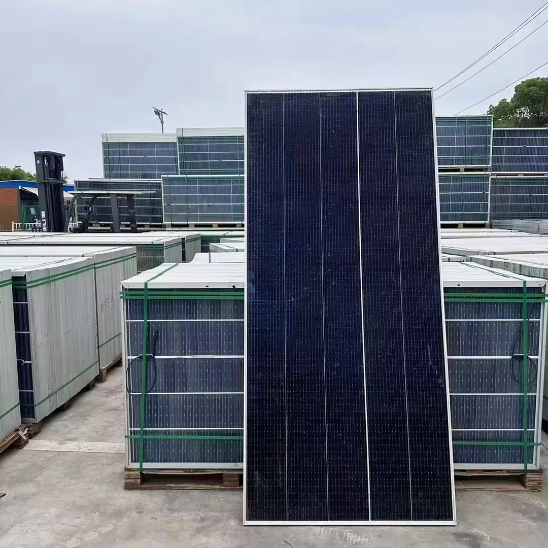 China Manufacturer 550w 580w 620w 670W Solar Panel Used for Solar Farm