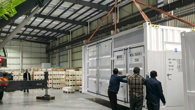 GAF Solar automated solar panel production line