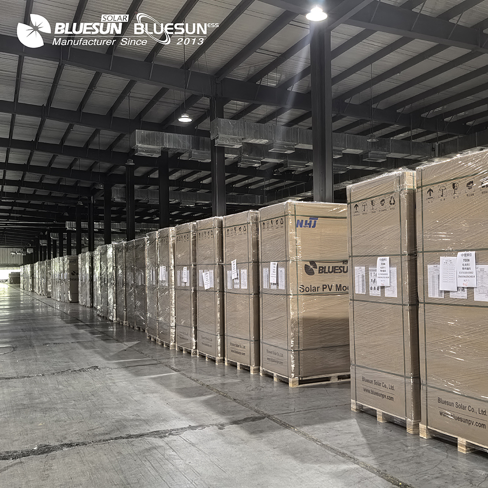 Bluesun Mono Shingled Bifacial Panel Solar 700W 720W 730W 750W Solar Panels for Industrial