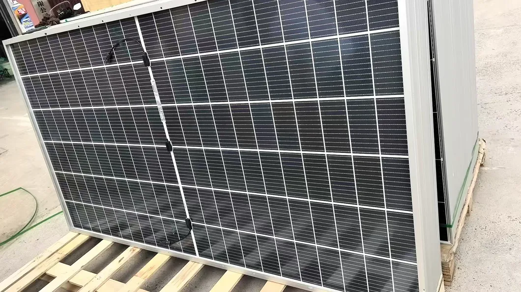 Hot Selling Jam132D 630W 635W 640W 650W 655W Solar Panel for Energy Storage for Commercial Use