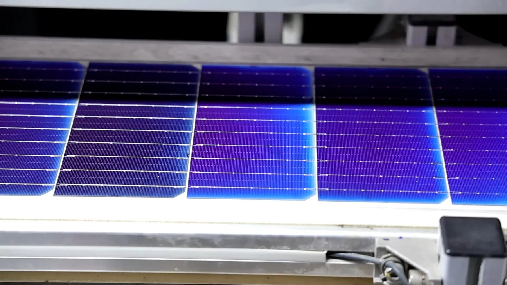 Wholesale Price 182mm Half Cell Mono Solar Panel 540W 545W 550W for Residential