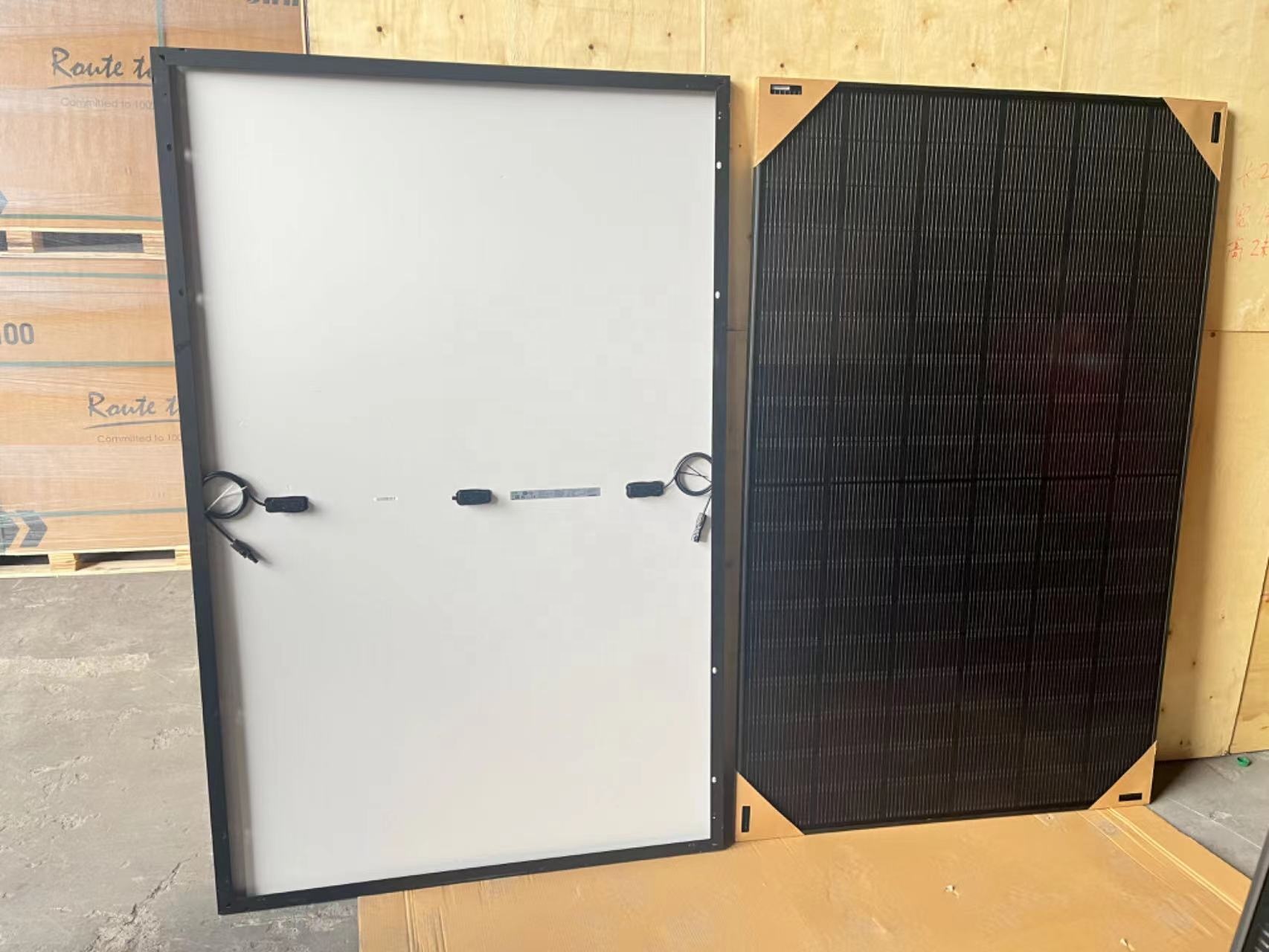 USA Local Stock Jinko Solar on Grid Off Grid Solar Topcon 400W 440W PV Module Solar Panel