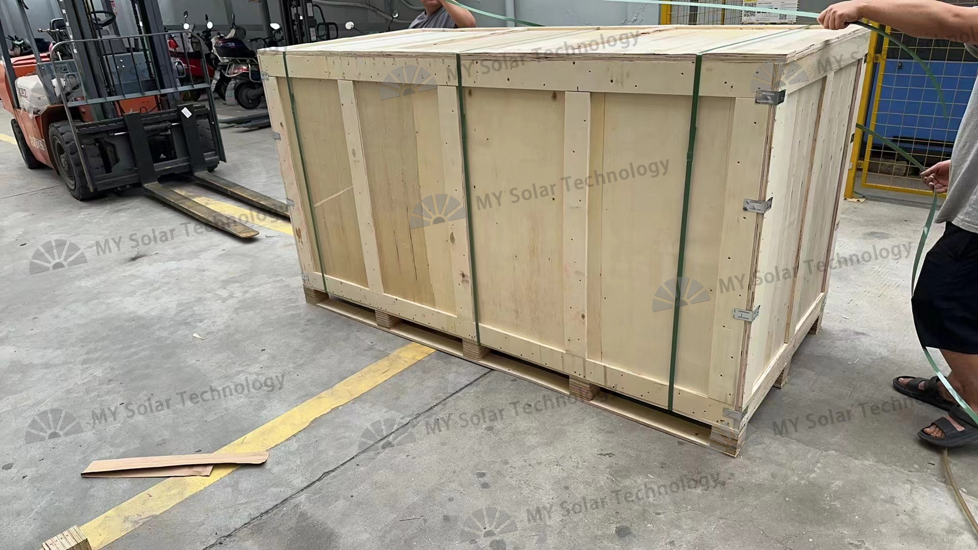 High Efficiency 230W Solar Panels for Homes &amp; Commercial Use Monocrystalline &amp; Polycrystalline Modules Export Ready