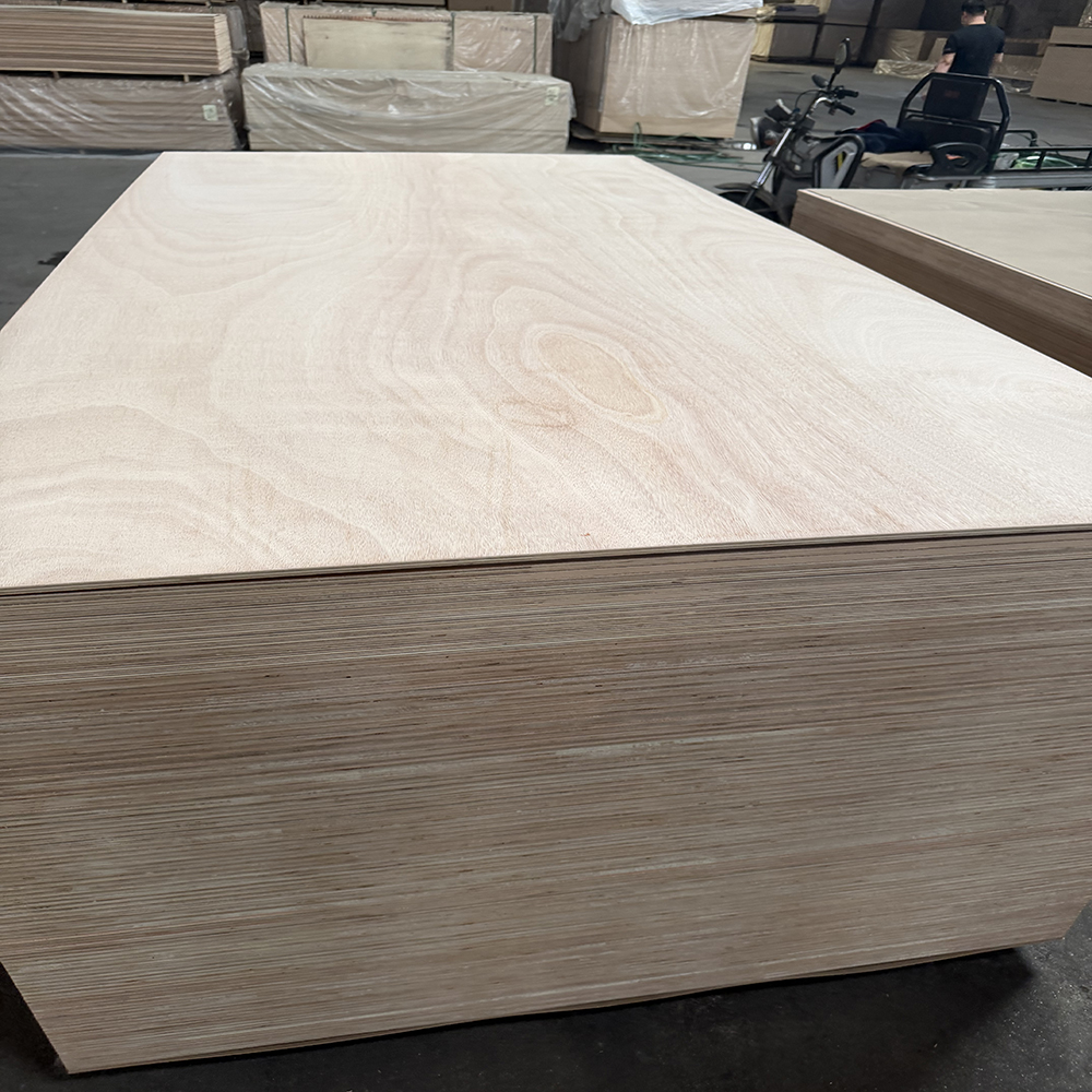 High Quality Gaboon Plywood Details