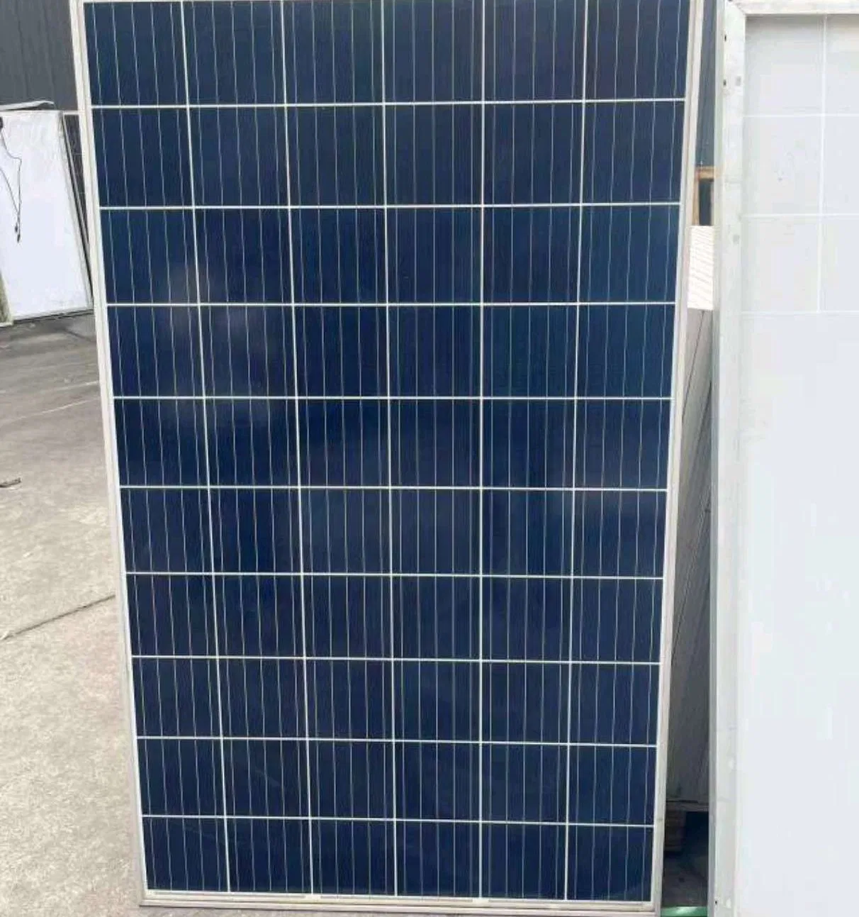 Premium Quality Photovoltaic Solar Panel for Rooftop and Ground Mounted Power Projects