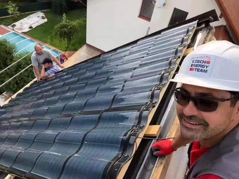 Solar Roof Curve Tile 30W CIGS Thin Film Photovoltaic Power Generates Energy System Glass Shingle Panel BIPV Solar Roof Tiles