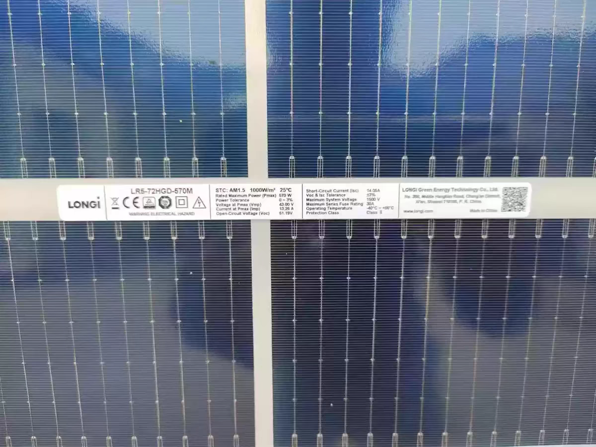 Factory Direct Monocrystalline Solar Panels with Improves Thin Film Solar Panel Semi-Flexible Solar Panel 600w 610w 630w 650w