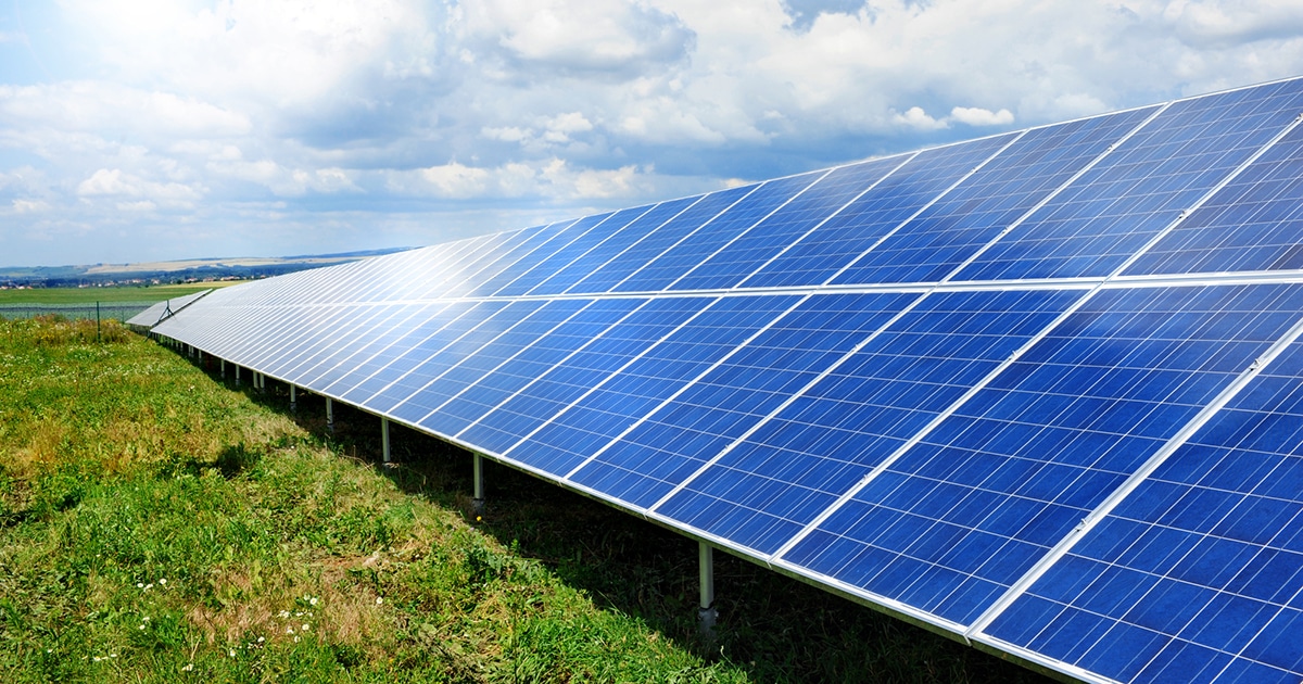 Turkish 280W 285W 325W 330W 335W 340W 5400Pa Polycrystalline Solar Panel 20% Efficiency 25 Years Warranty IP67 Rated Anodized