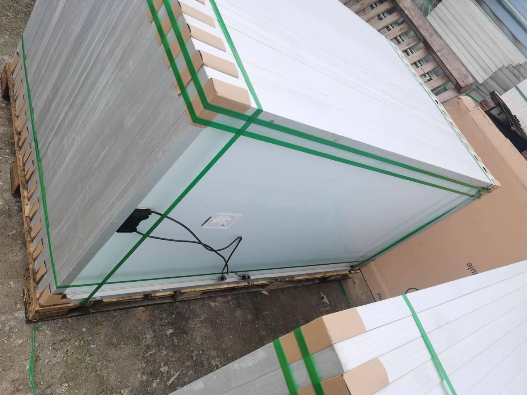 The Best China Used Solar Panel 450W/550W/600W Used Solar Panels Cheap Refurbished Solar Panel System for Industrial Use