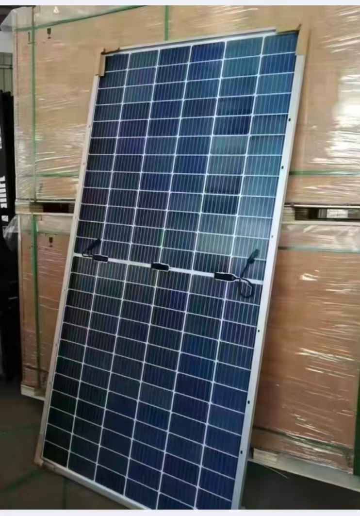 Cost Effective Mono Solar Panel 550W for Farm and Industrial Power Needs