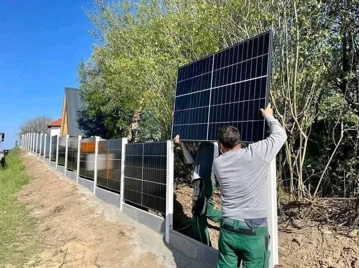 Roof Commercial Solar Installation