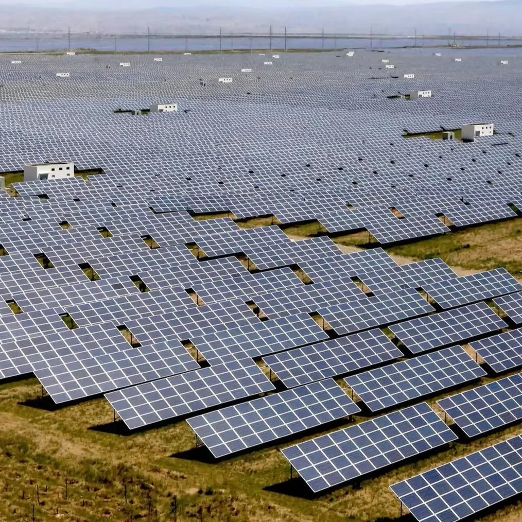 Monocrystalline Solar Panel 580W Solar Panels Original Factory First Grade Level Solar Bifacial Panel Stock Available
