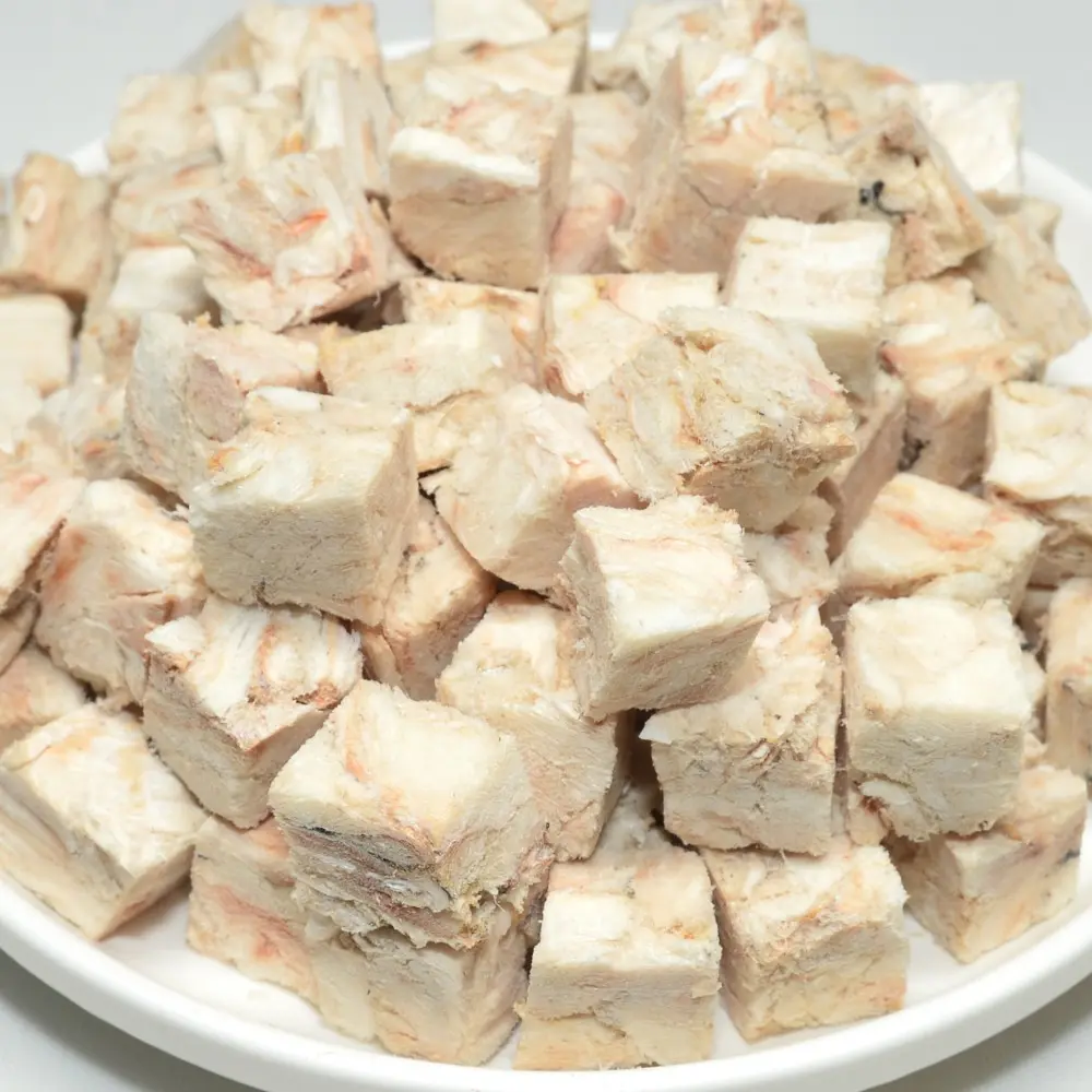 Freeze-dried cod cubes pet snack