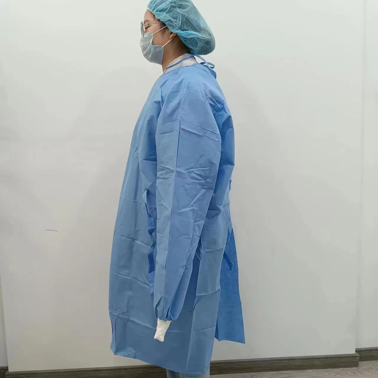 Medical Disposable Gown Waterproof Isolation Gown Materials with PP/SMS/PP+PE