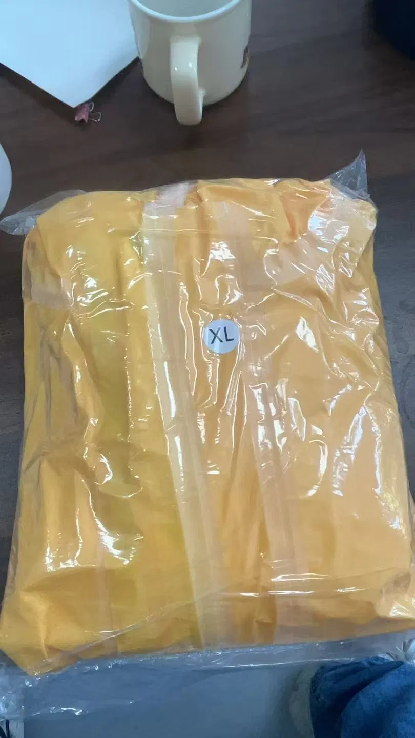 Batas desechables de PP SMS microporosas de venta al por mayor, ropa de trabajo personalizada, vestido no tejido