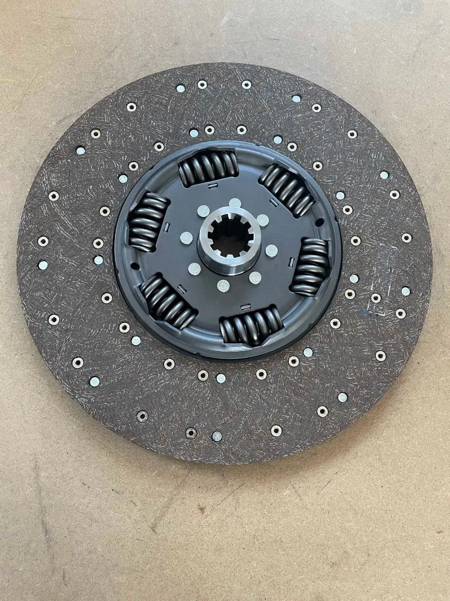 Truck Clutch Disc for Mercedes Benz OE 1878000205 Truck Clutch Disc Kit Automotive Spare Parts Auto Clutch Components