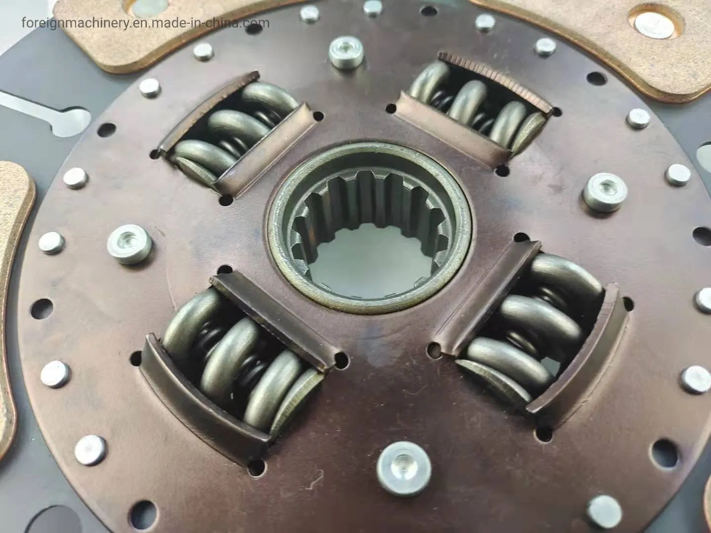 Kubota M704 Tractor Parts 3A261-25130 Clutch Plate Clutch Disc