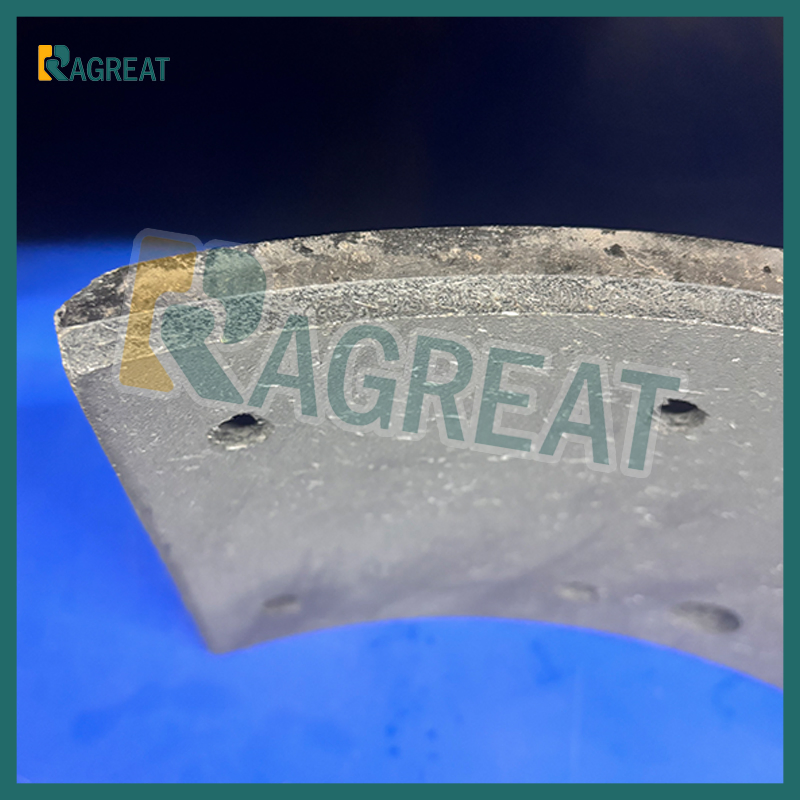 Wg4001000305+009 Clutch Friction Disc Kit for Sinotruk / HOWO Truck, Heavy Duty Ceramic Composit