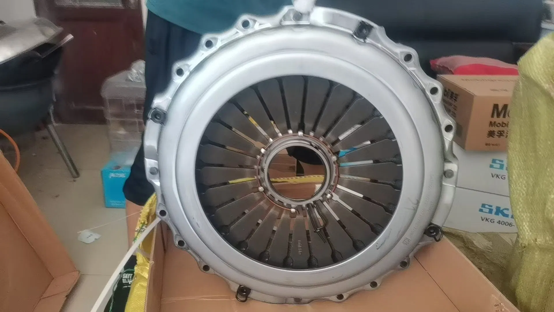 High-Quality, High-Performance Heavy-Duty Truck Clutch Pressure Plate