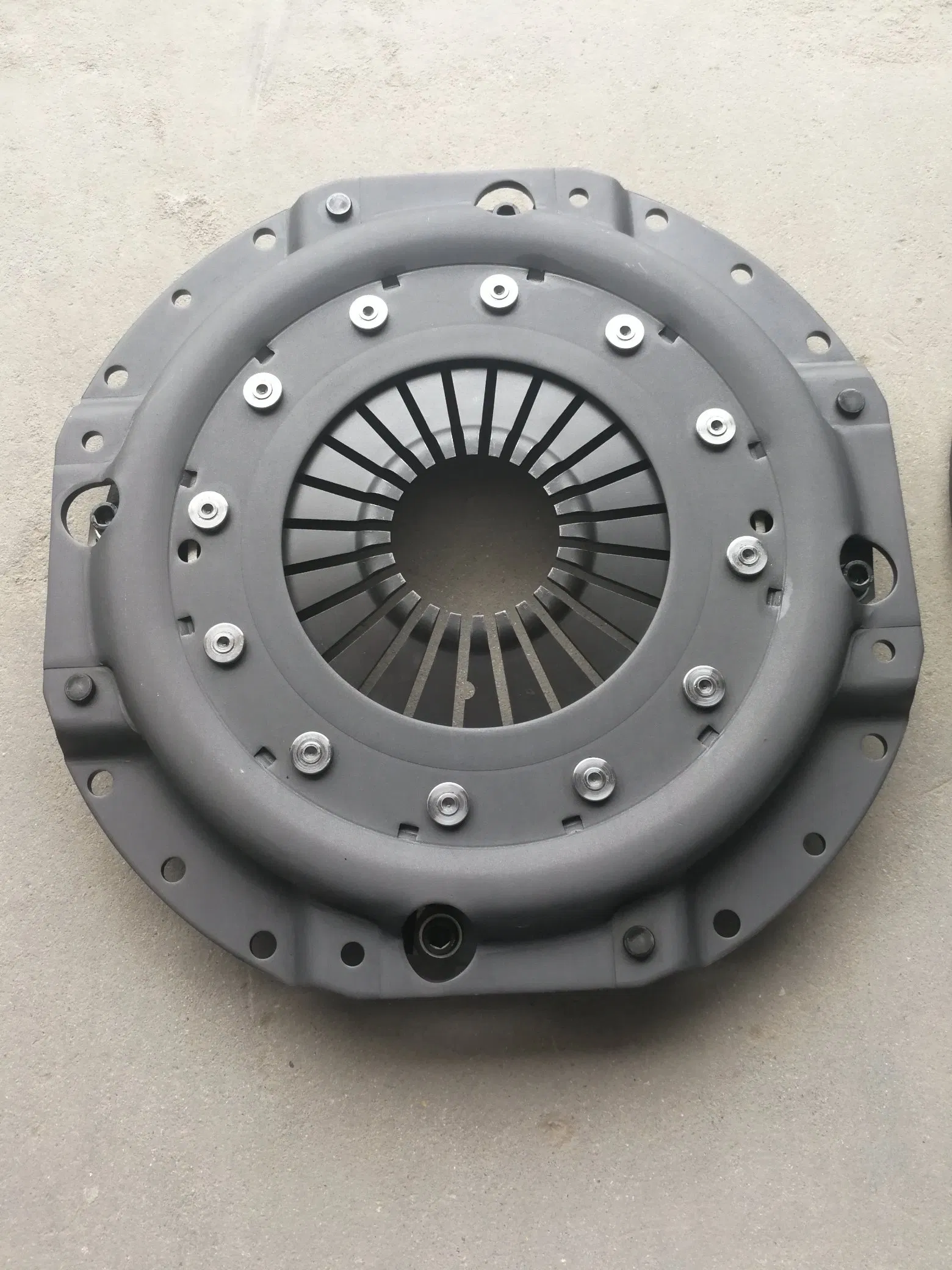 Automotive Parts Truck Clutch Disc Clutch Kits Truck Clutch Plate Clutch Disc for Awm Heavy Truck 380mm Auto Clutch Components