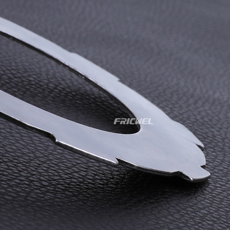 Factory Custom Materials Paper Based/Ceramic/Metal/Carbon Fiber Friction Clutch Disc for Ford Focus