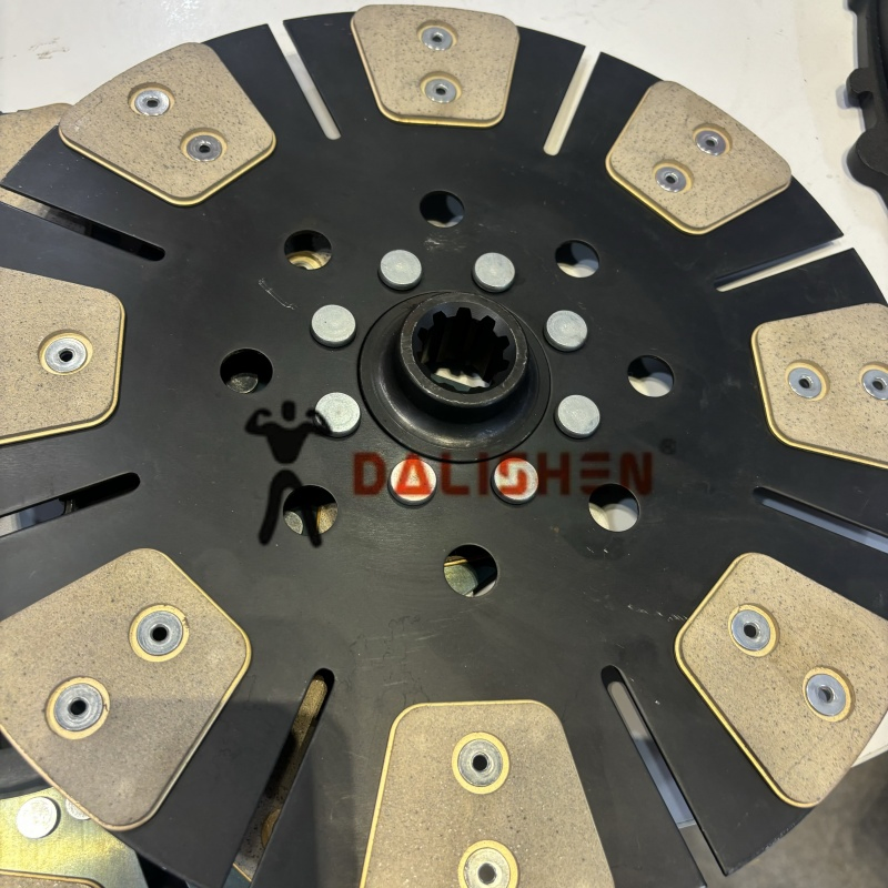 Double Plate Clutch Disc with Tractor Auto Parts Truck Accessories