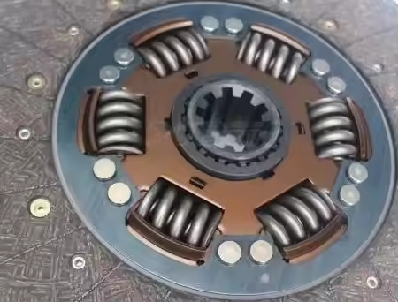 Heavy Duty Truck Engine Parts Clutch Disc for Hino Spare Parts