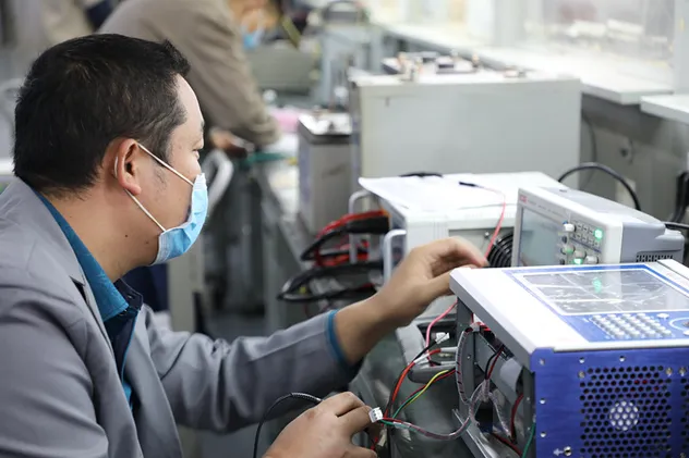 عمليات فحص واختبار دقة التيار