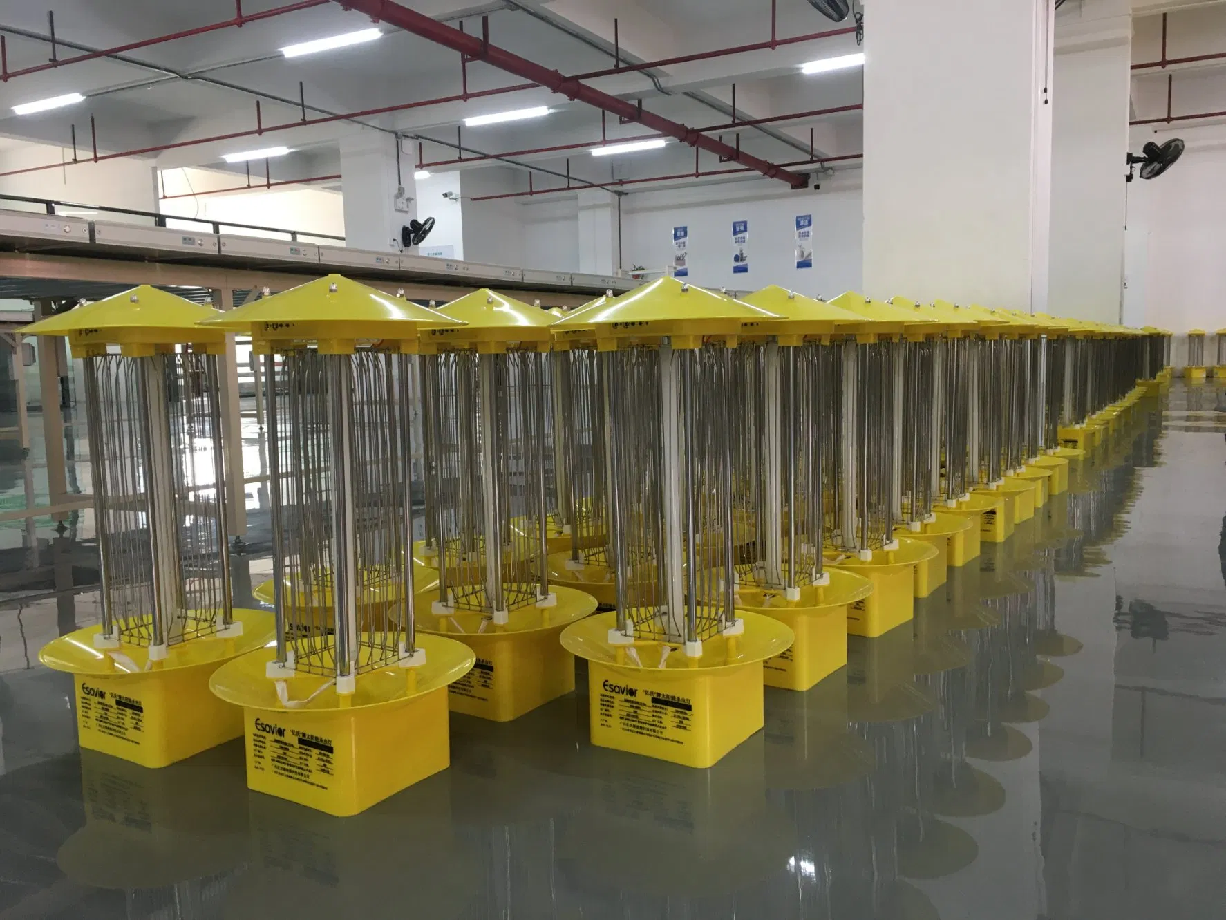 Esavior Solar Insect Mosquito Killer LED Solar Pest Killing Lamp for Farm/Garden Protection