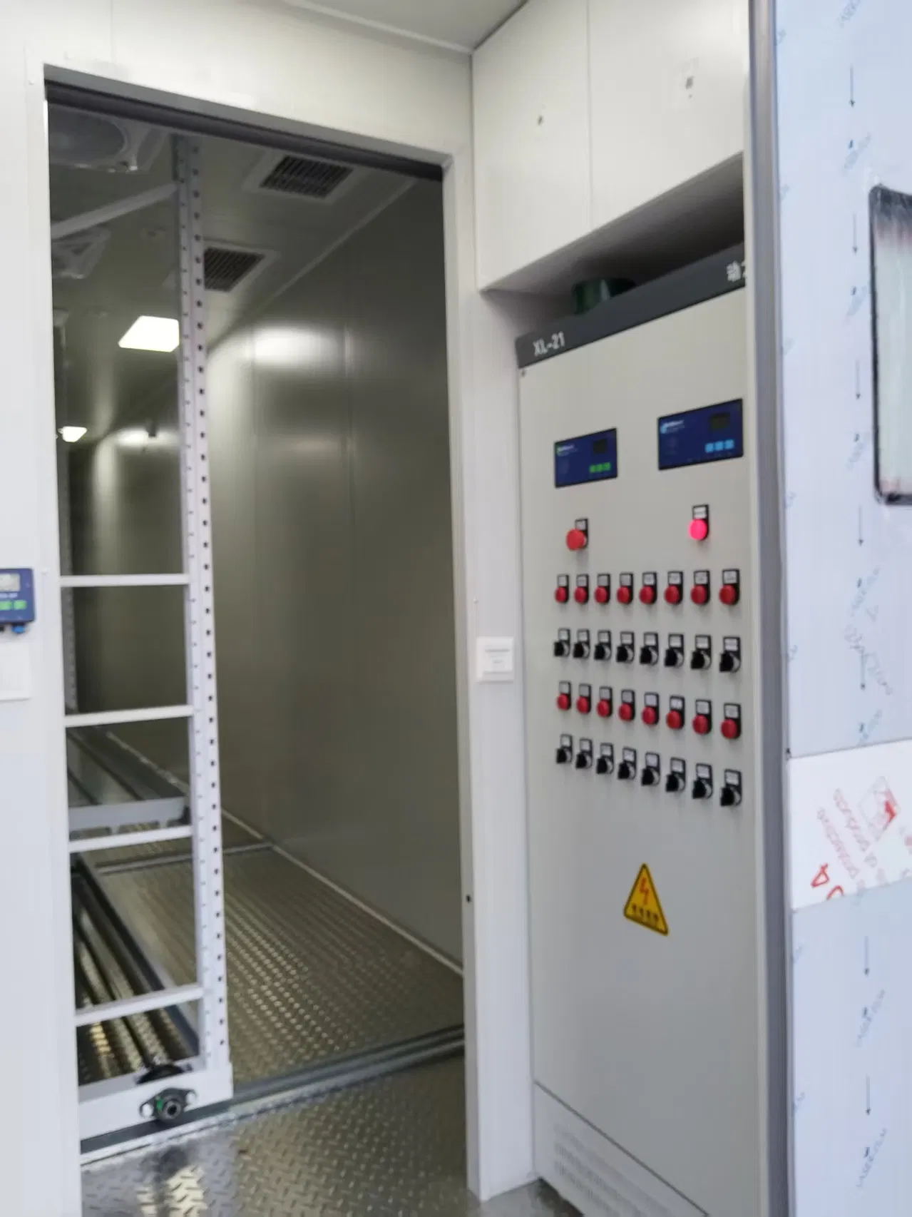 Agg Weed Herbs Smart Automatic Farm Grow Hydroponic Deep Water Culture Vertical Farming System 40FT Shipping Container Farm