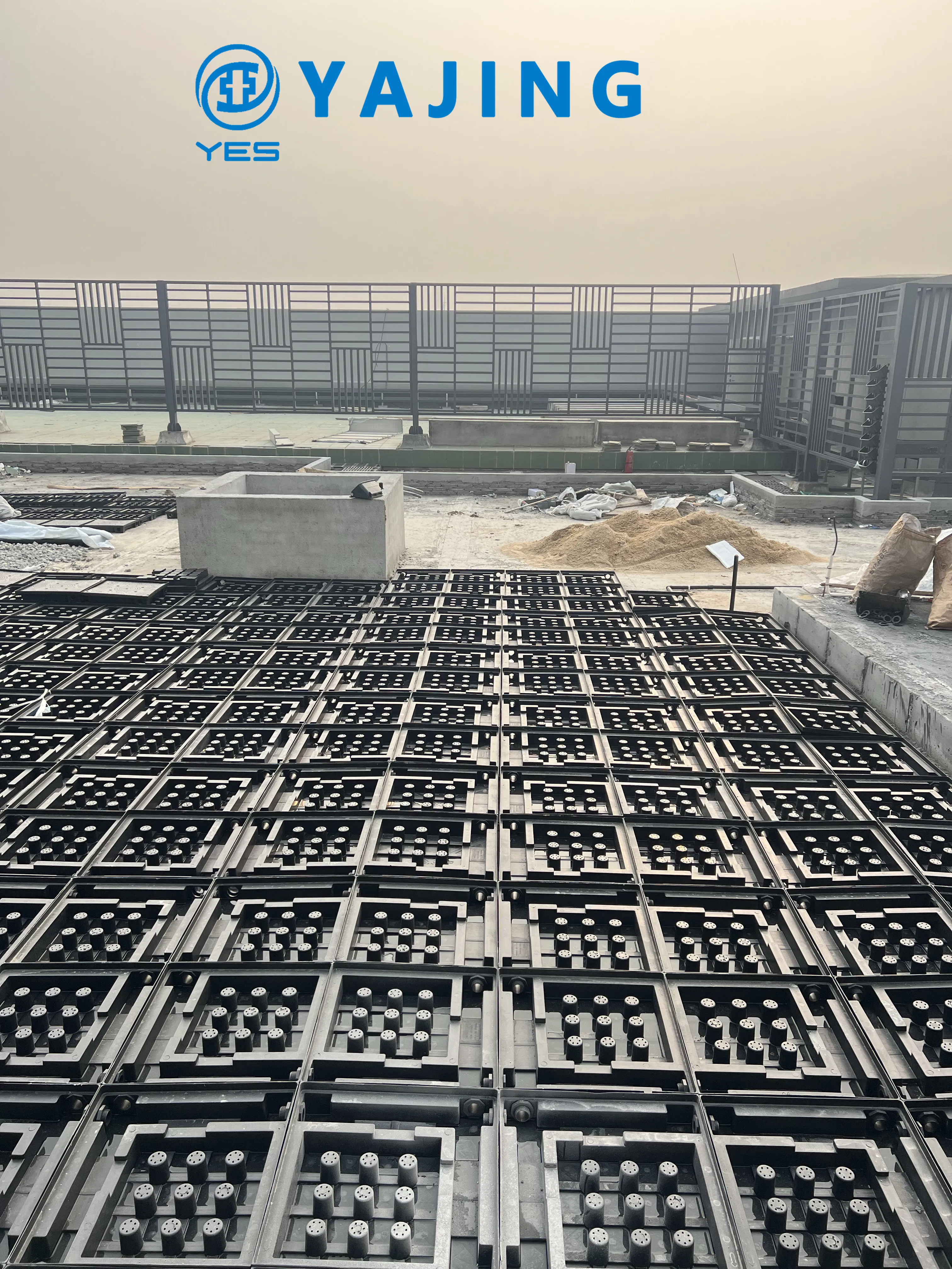 Self Watering Box with Rainwater Harvesting for Eco-Friendly Gardening