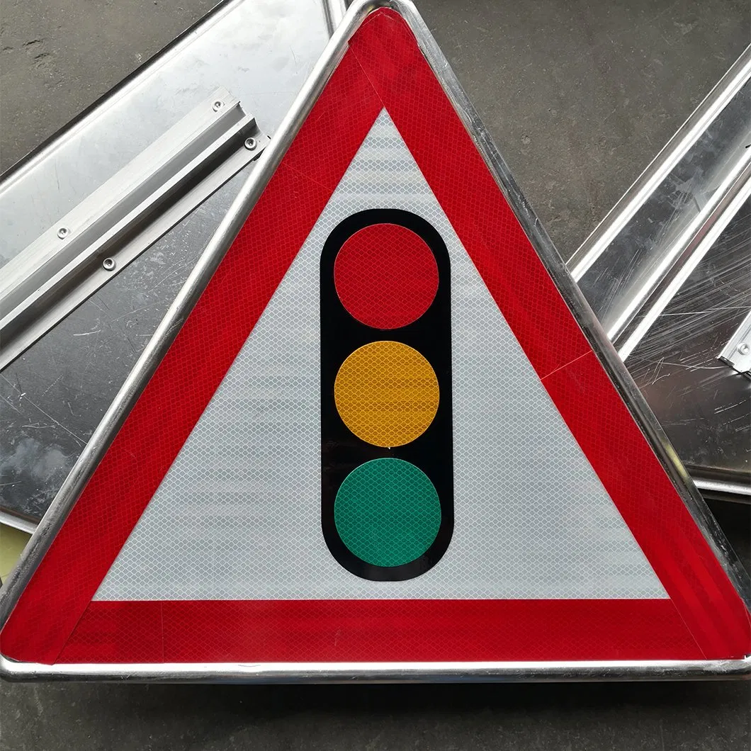 High Reflective Road Signages Made of Reflective Sheet and Alumium Plate