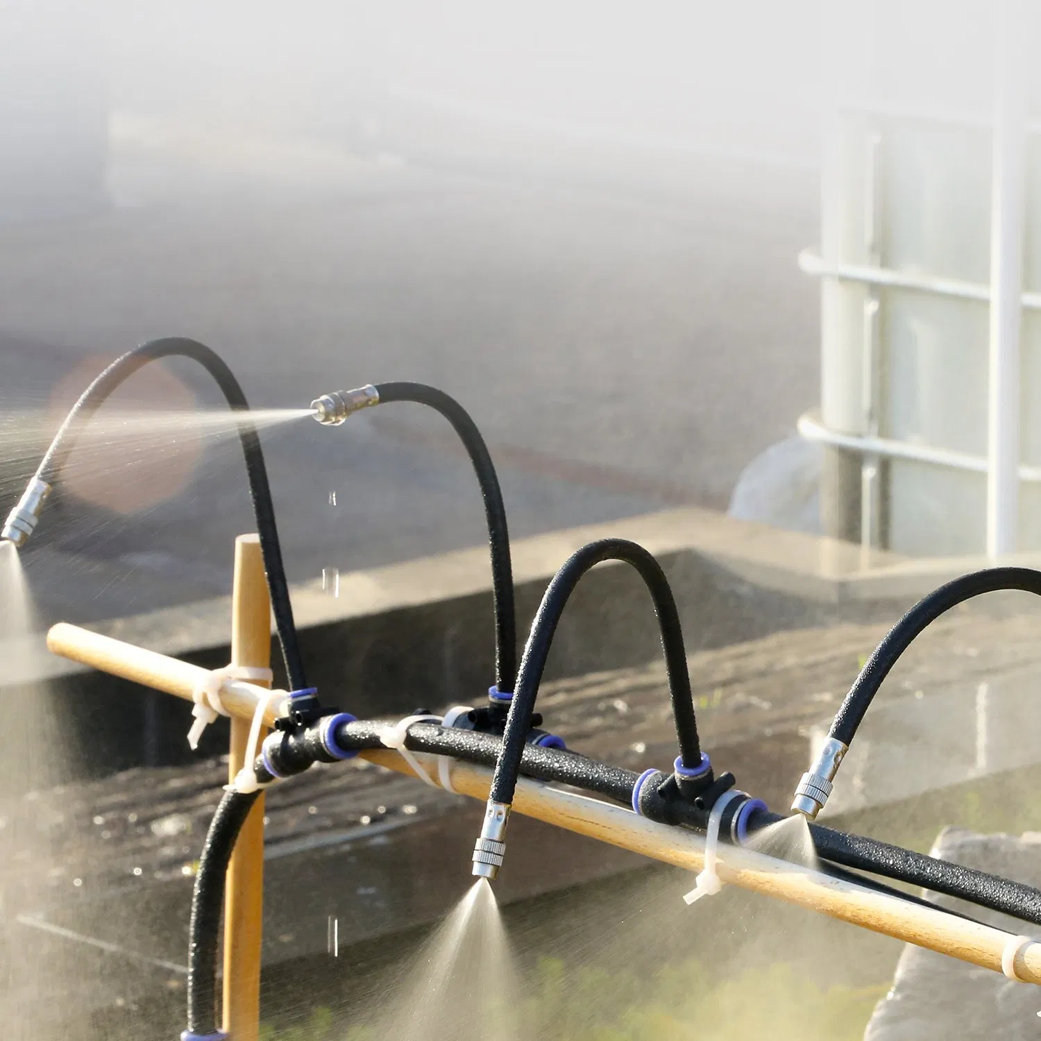 High-Quality Garden Irrigation Sprinkler Kit with Drip System Features