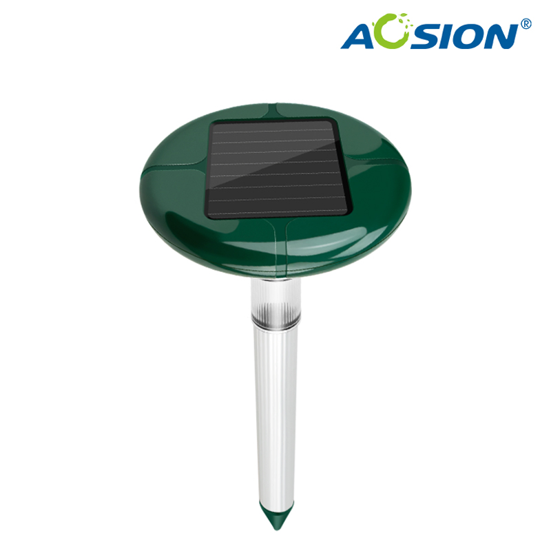 Solar-Powered Animal Repeller Pest Control with Bright LED Light for Garden Decoration