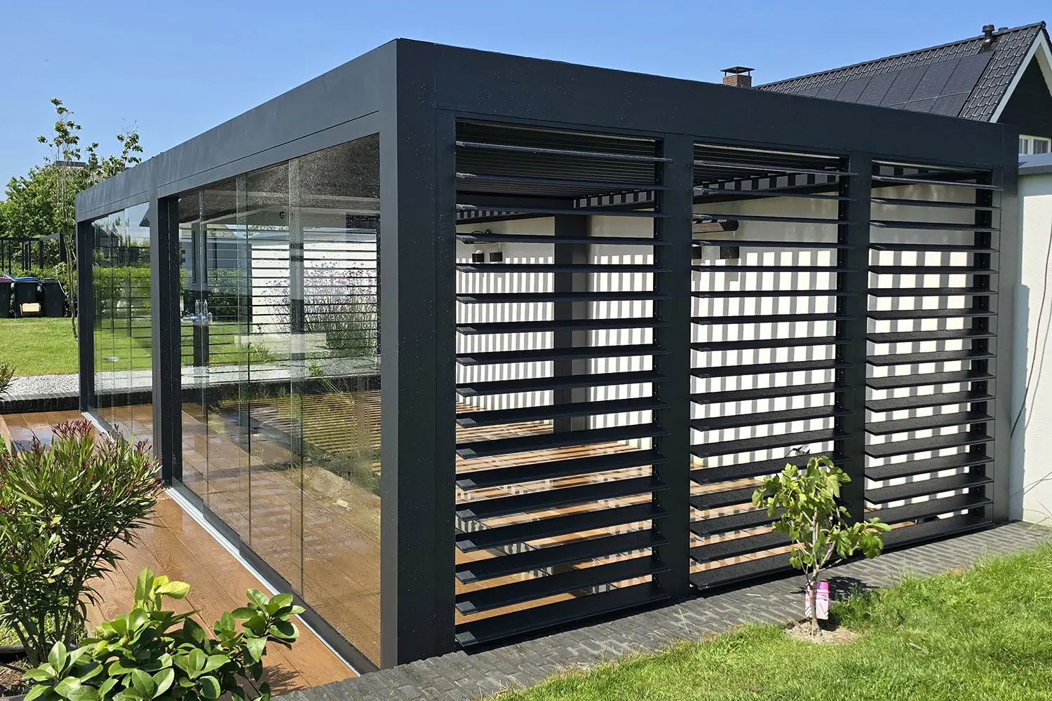 CE Certification 23x19.7ft / 7x6m Luxury Custom Weatherproof Aluminum Freestanding Pergola Factory, Exporter