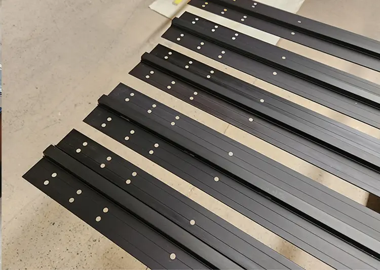 Heavy-duty profile extrusion