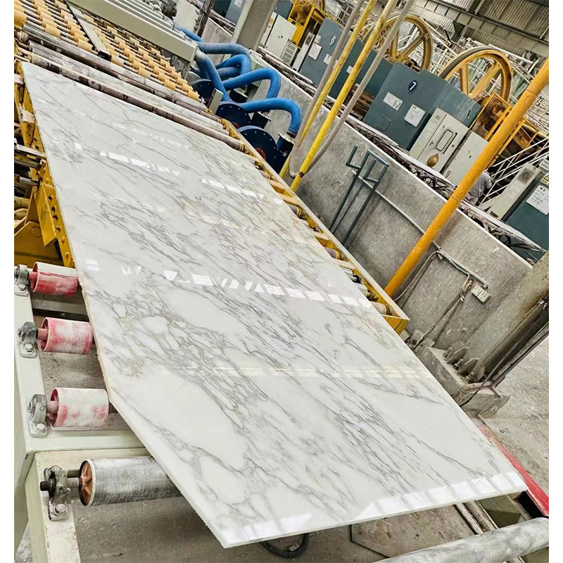 Natural Stone Polished/Honed Oriental Calacatta White/Grey/Gold Marble for Floor/Wall Slabs/Tiles/Countertops/Stairs/Sills/Column/Mosaic Interiors Decoration