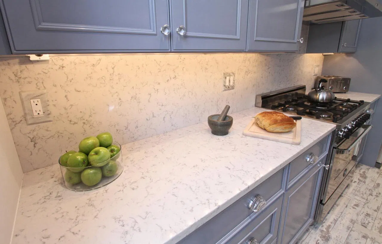 Carrara/Calacatta Artificial Quartz Slab Countertop Backsplash